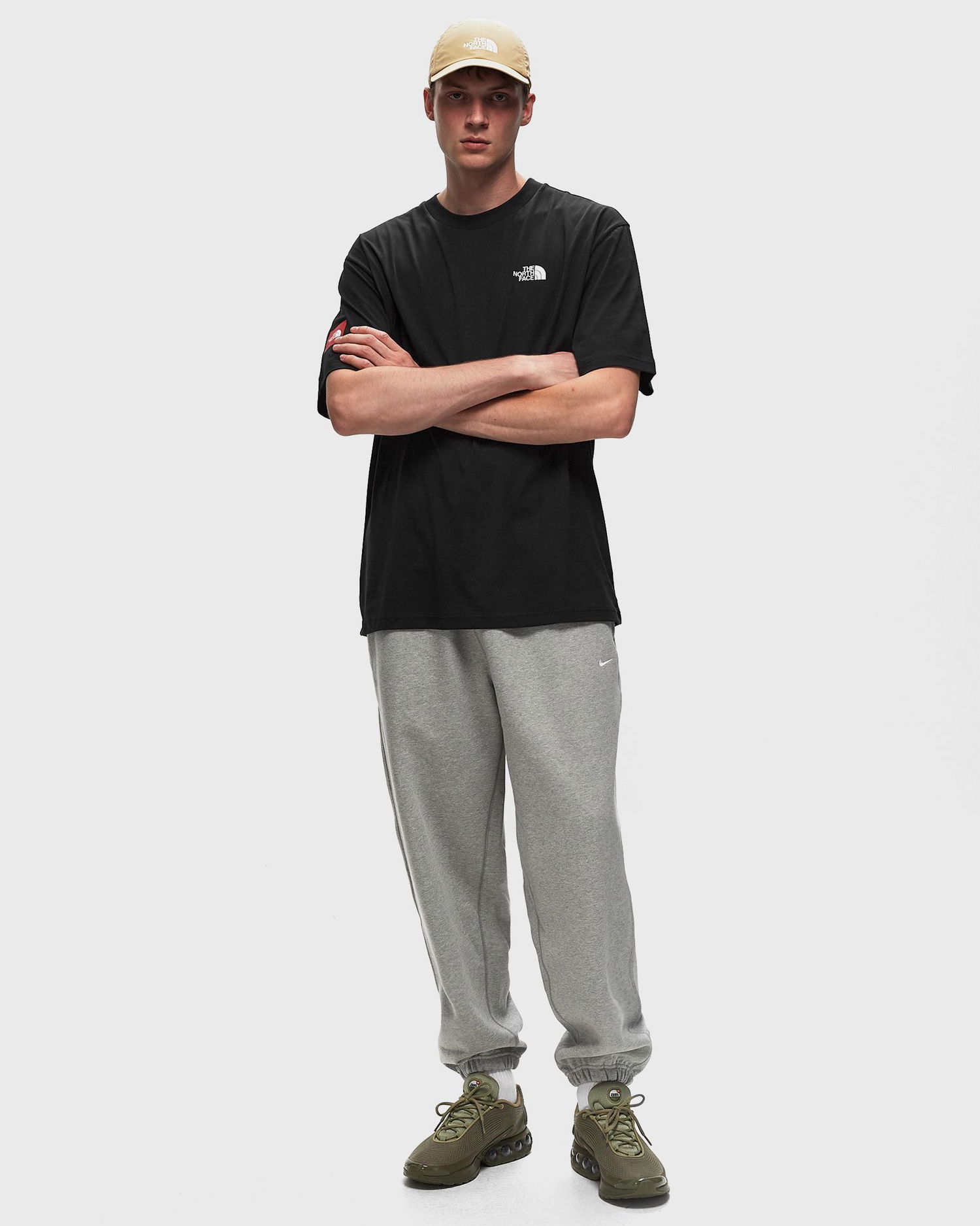 T-paita The North Face U AXYS S/S TEE men Shortsleeves white in size:XL Musta | NF0A89FYJK31, 1