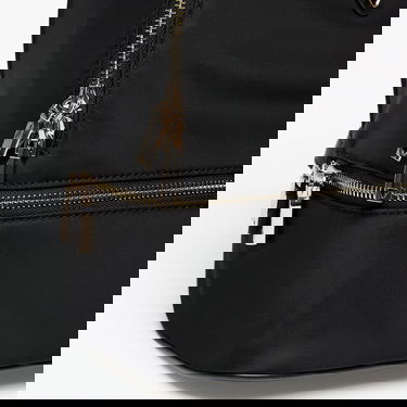 Reppu GUESS GUESS Follie Small Backpack Musta | TWNN9676032-BLA, 1