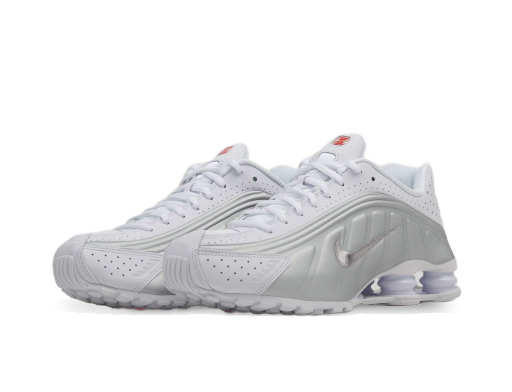 Tennarit ja kengät Nike Shox R4 Metallinen | 104265-131