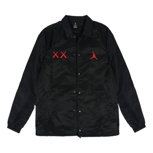 Tuulitakki Jordan Jordan KAWS Coaches Jacket Musta | 884483-010