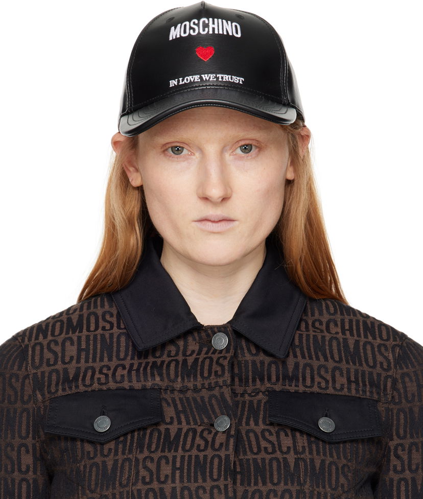 Korkki Moschino 'In Love We Trust' Black Cap Musta | 9203 8080 A1555