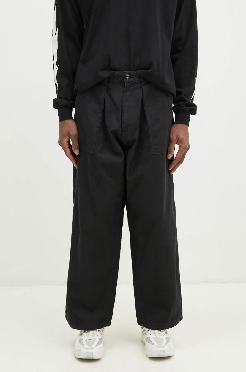 Cargo housut Neighborhood NEIGHBORHOOD Cotton Pleated Trousers Musta | 242AQNH.PTM02
