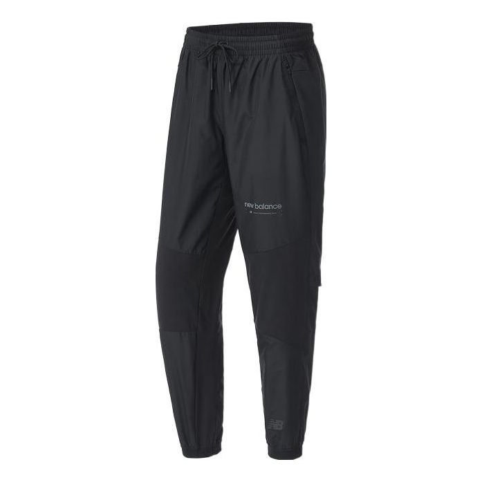 Verryttelyhousut New Balance Lightweight Woven Pants Musta | AMP21049-BK