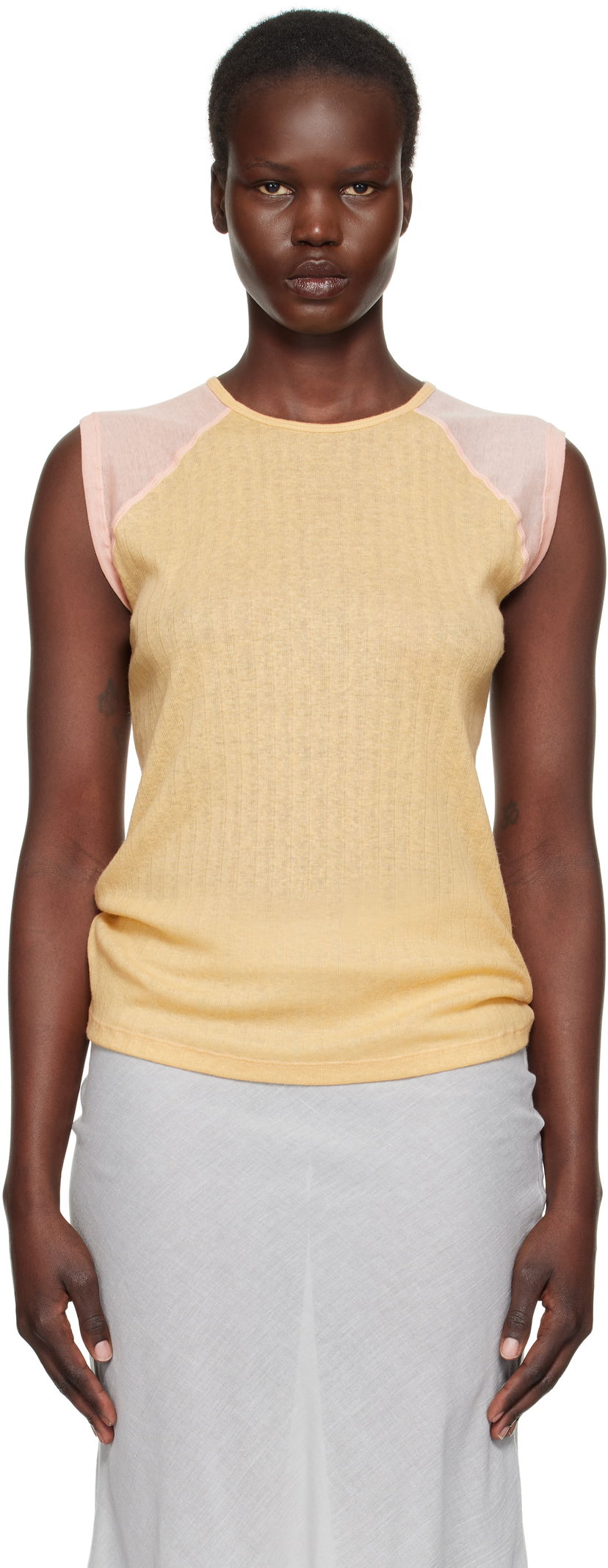 Tankkitoppi Baserange Baserange Gene Sleeveless Top Keltainen | TOGNT-LW-SP25