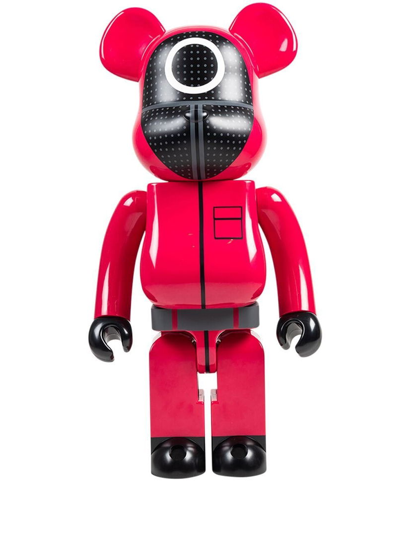 Keräilykelpoinen Medicom Toy Squid Game Guard BE@RBRICK figure - Red Punainen | MEDI015720141696