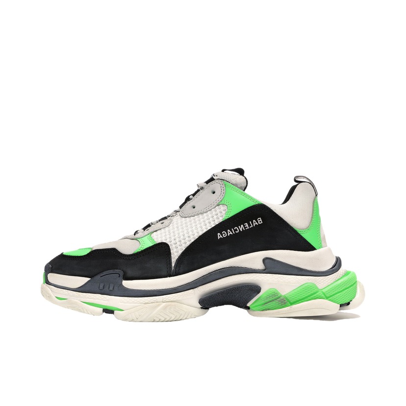 Tennarit ja kengät Balenciaga Triple S Green Black Musta | 536737W09O69063