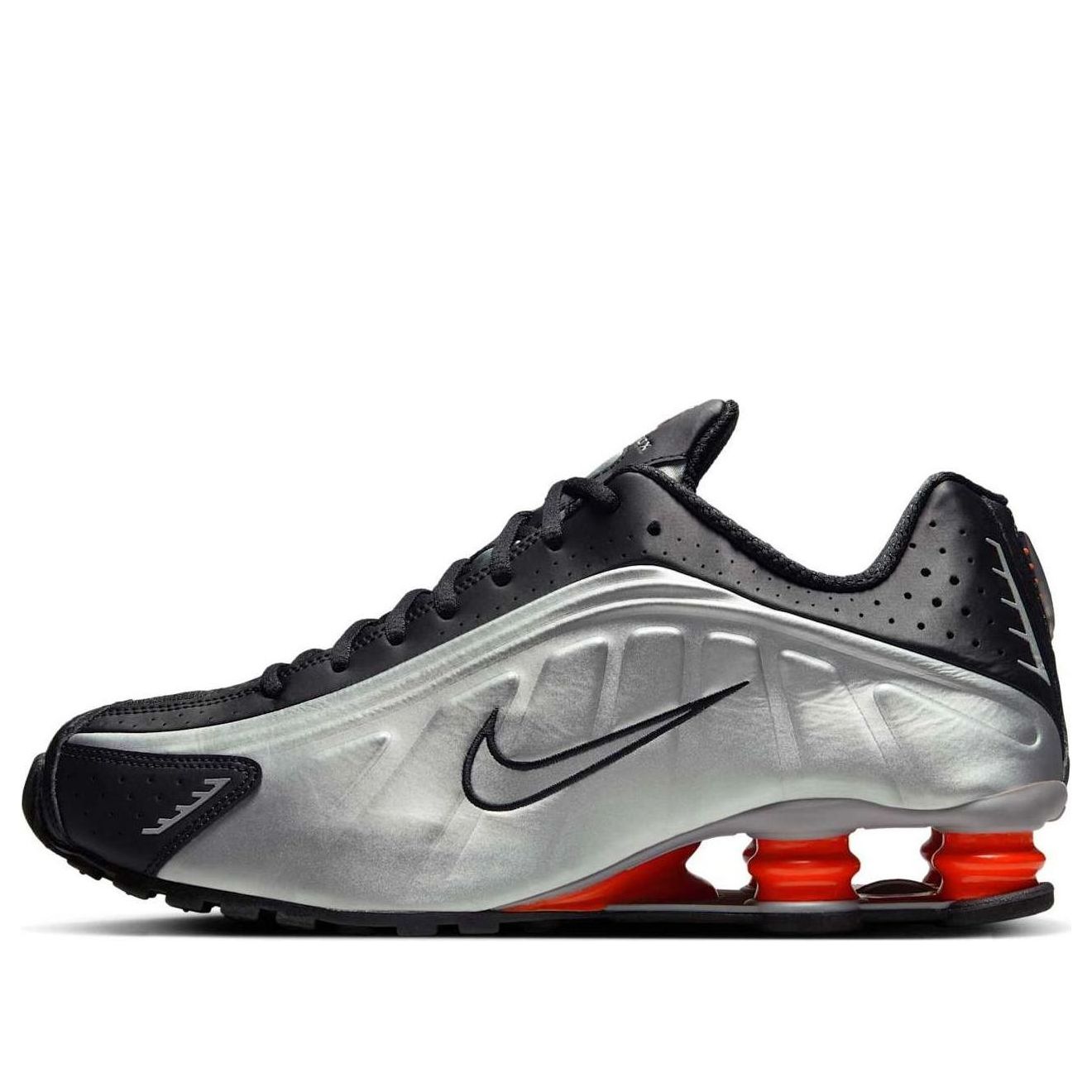 Tennarit ja kengät Nike Shox R4 'Metallic' Metallinen | HQ1988-002, 0