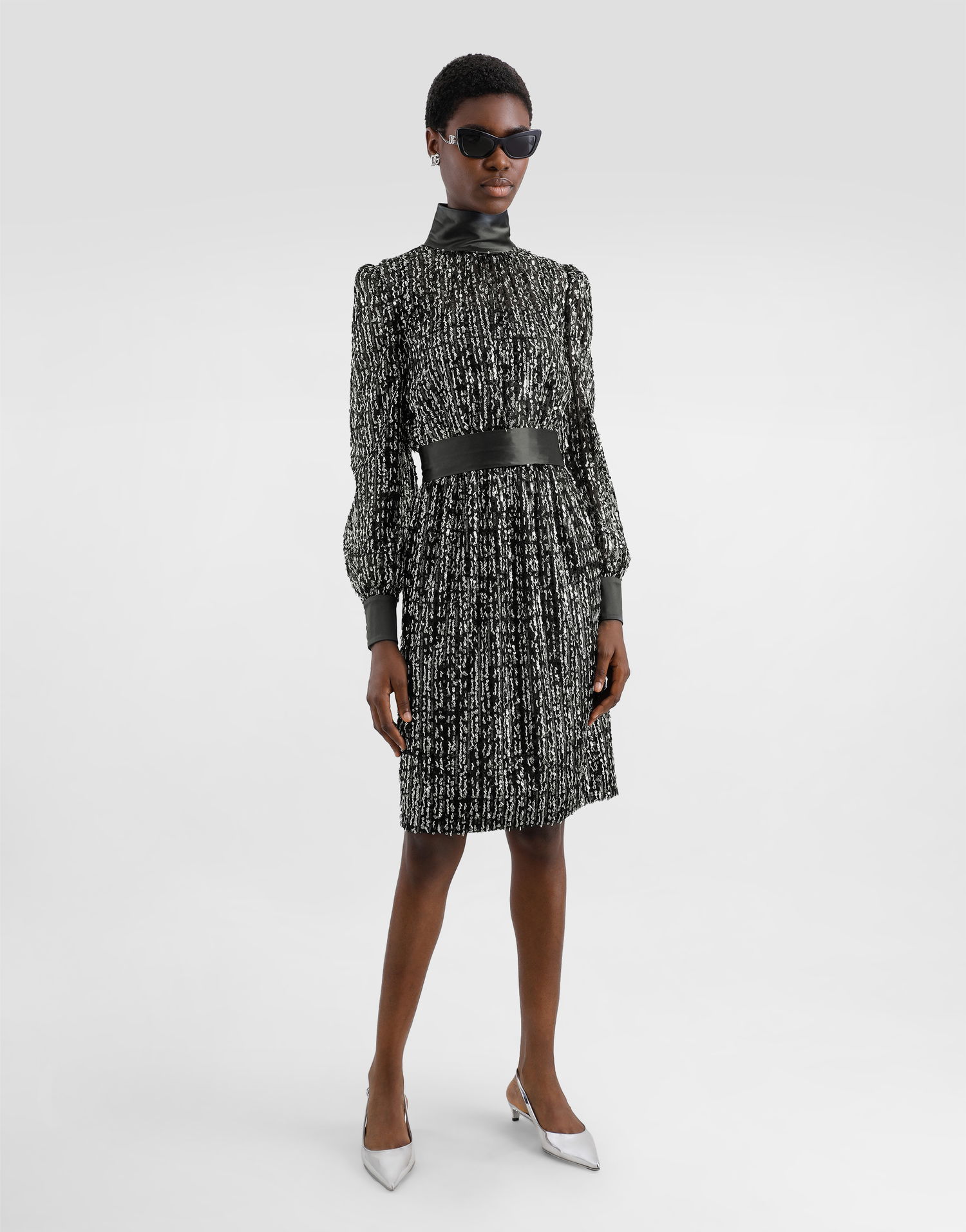 Mekko Dolce & Gabbana Midi Dress With Sequin Stripe Embroidery Musta | F6TJYTFLSKBN0000, 1