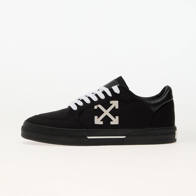 Tennarit ja kengät Off-White New Low Vulcanized Musta | OMIA293C99FAB0021001