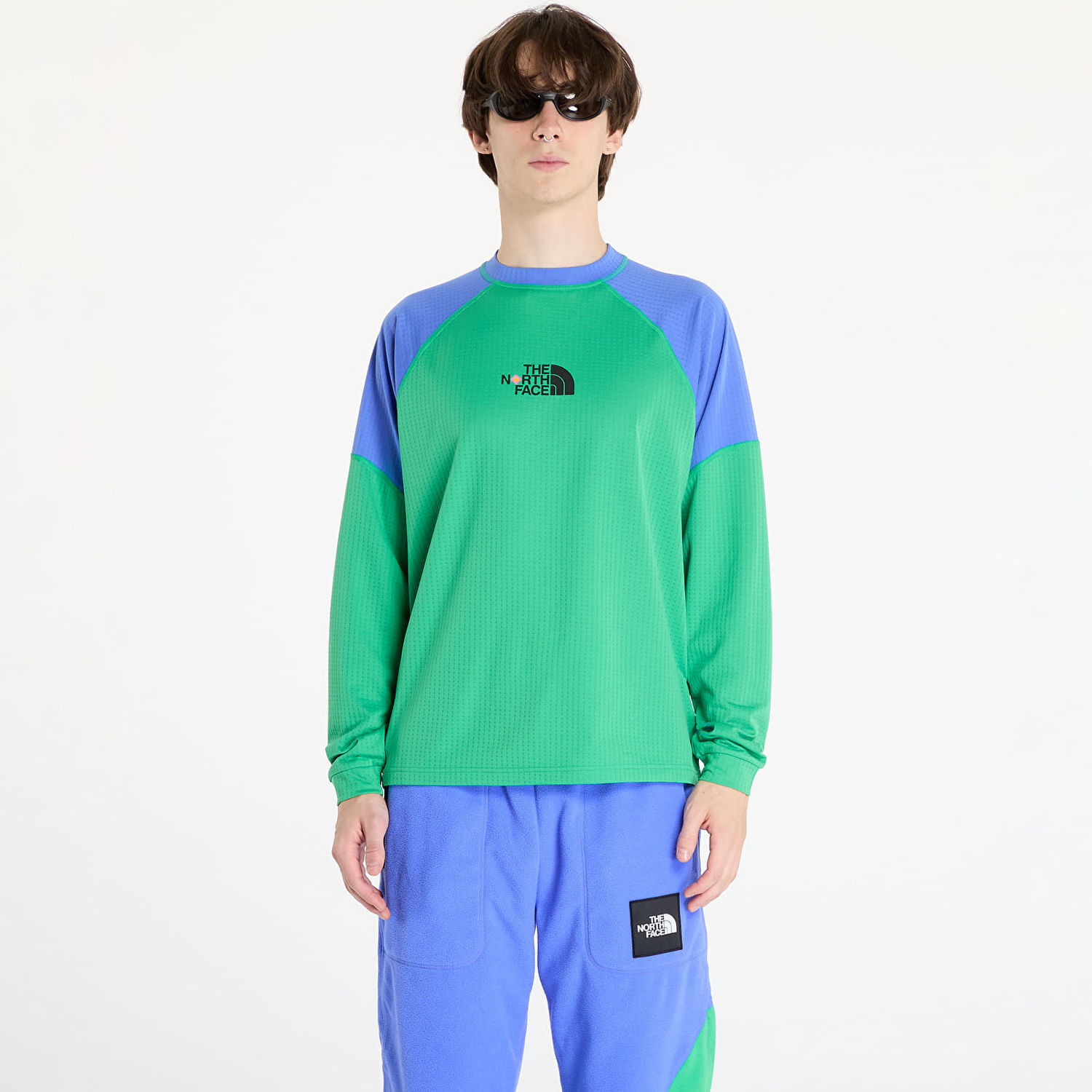 T-paita The North Face Yinka Ilori x Long Sleeve Tech Tee Optic Emerald Vihreä | NF0A89GMPO81, 0