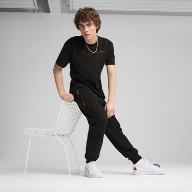 Verryttelyhousut Puma F1® ESS+ Relaxed Fit Sweatpants Musta | 630123_01, 2