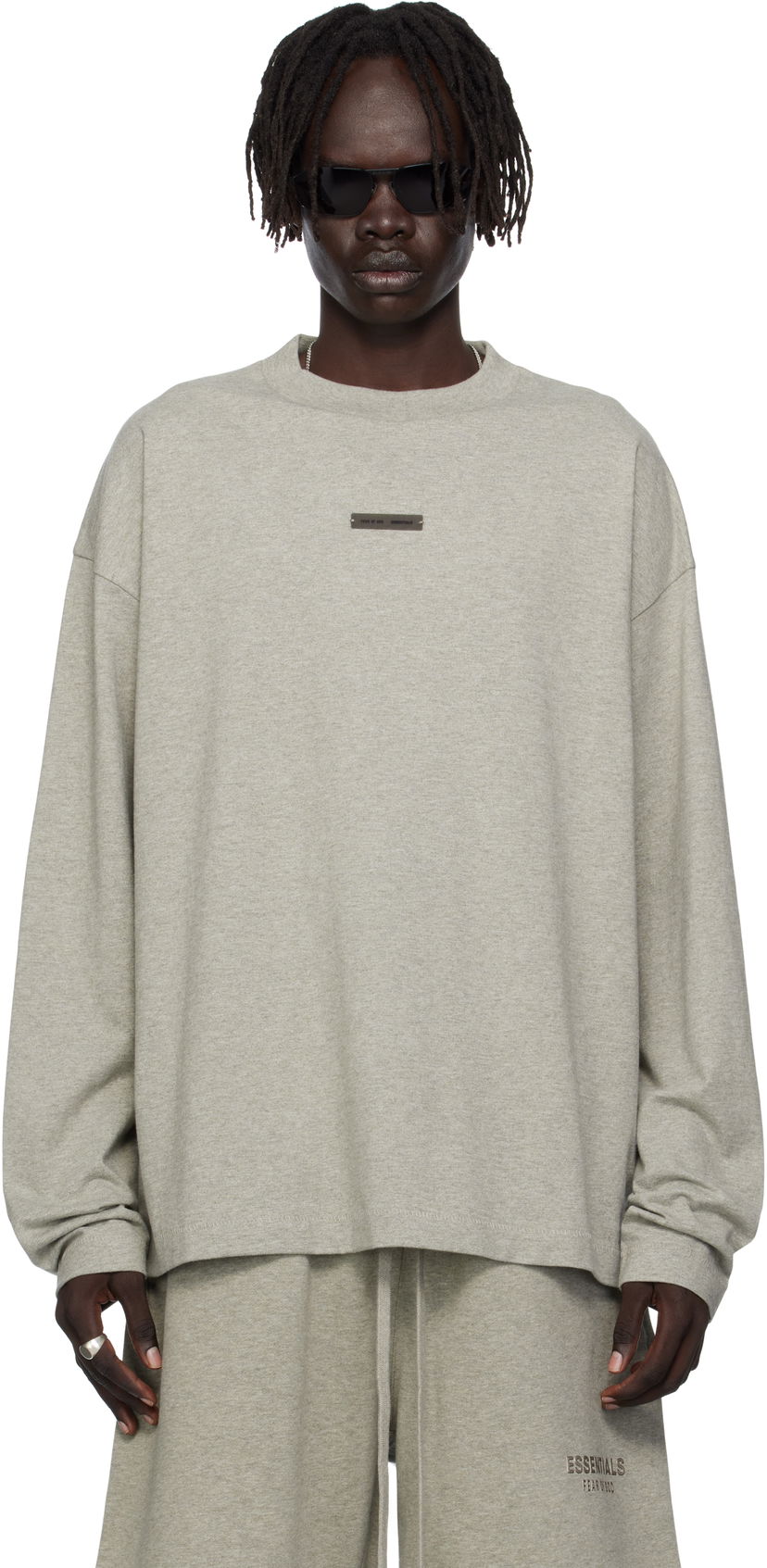 T-paita Fear of God ESSENTIALS Classic Fit Long Sleeve Tee Harmaa | 125SP254205F