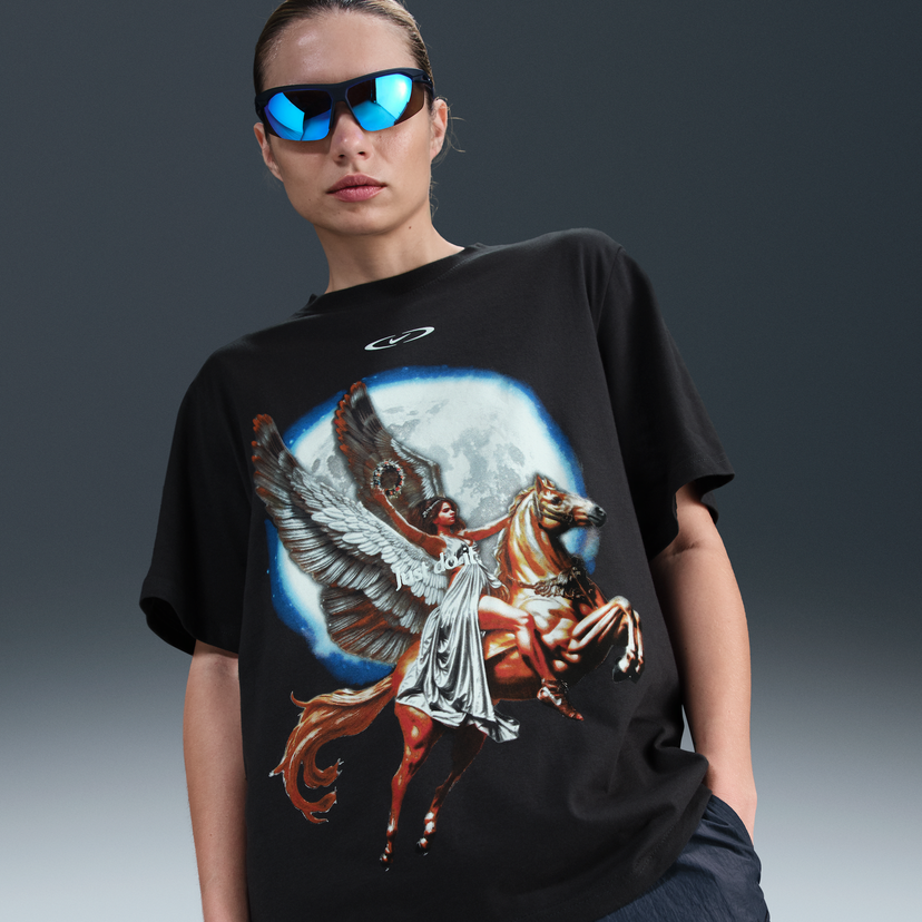 T-paita Nike Nike Sportswear Essential T-Shirt Musta | IB8933-045