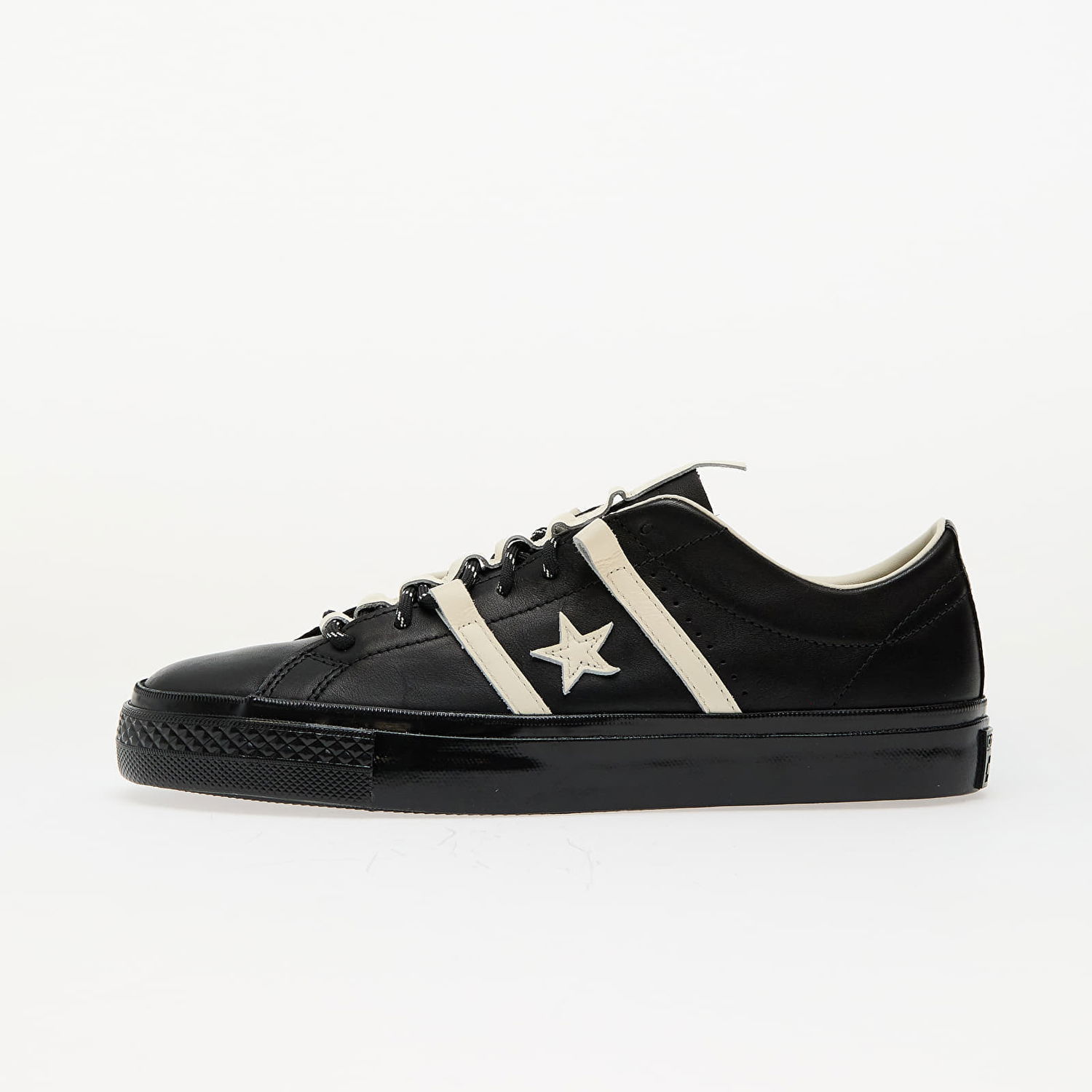 Tennarit ja kengät Converse One Star Academy Pro x Bobby Dekeyzer Musta | A12139C, 0