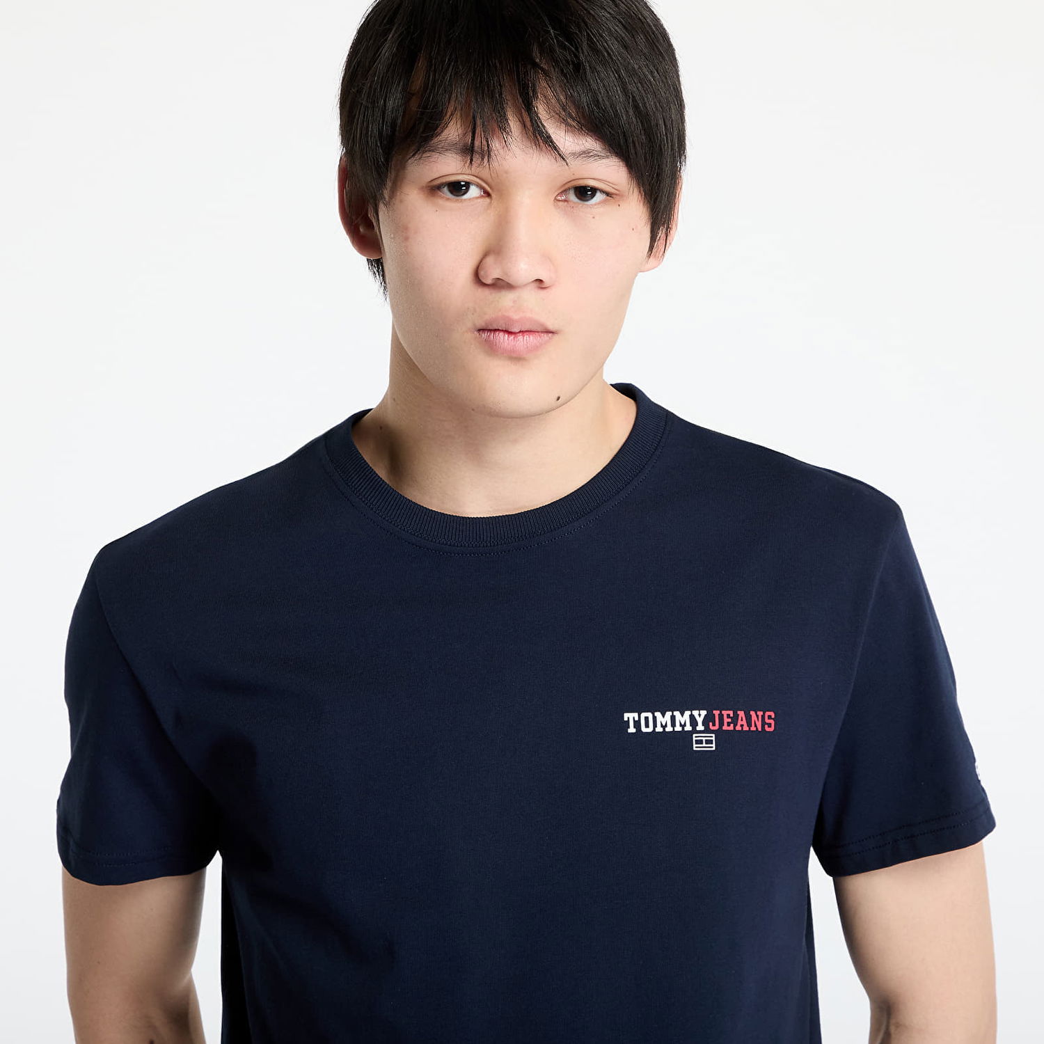 T-paita Tommy Hilfiger Tommy Jeans Regular DNA Graphic T-Shirt Tummansininen | DM0DM20815 C1G, 1