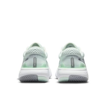 Tennarit ja kengät Nike ZoomX Invincible Run Flyknit 2 Vihreä | DC9993-301, 2