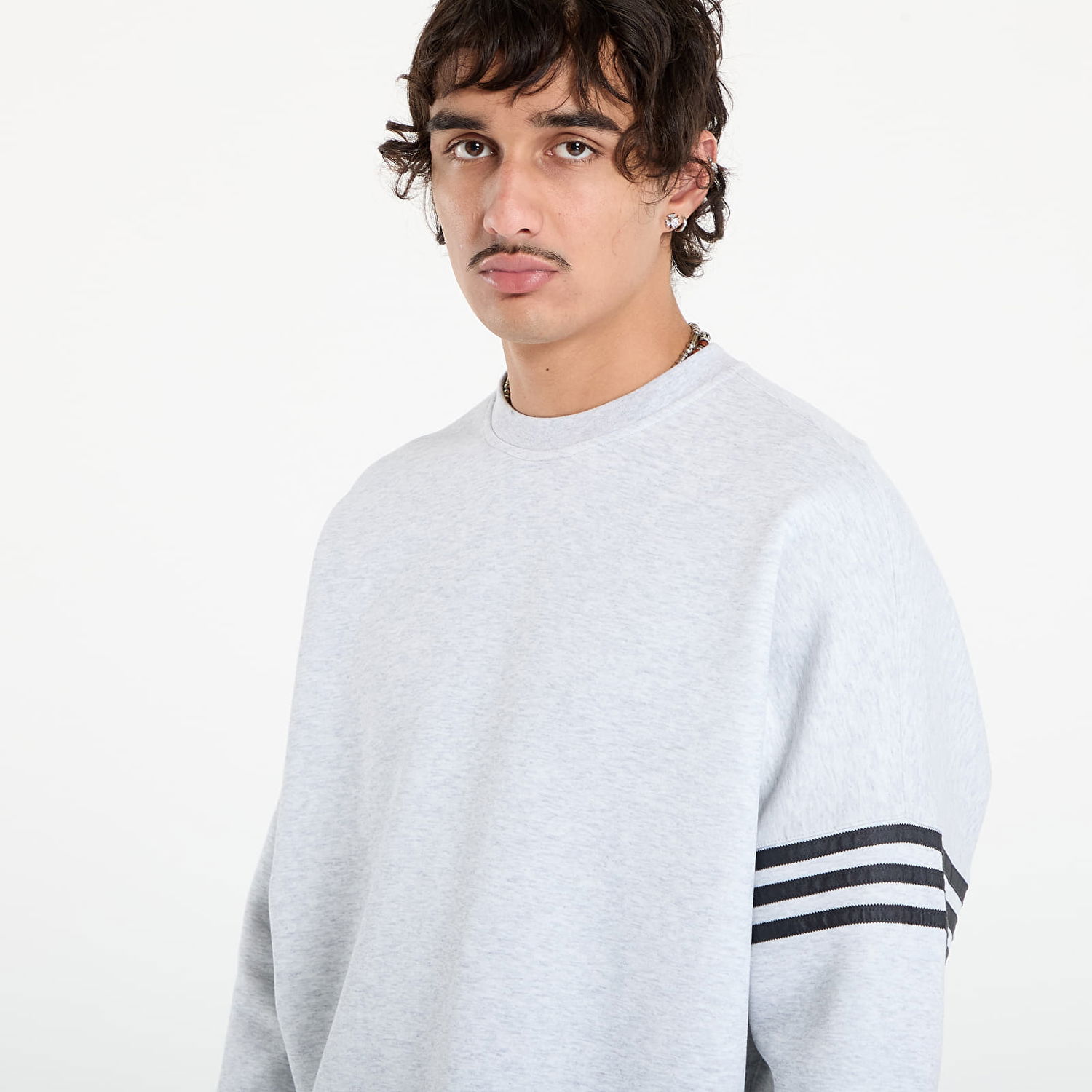 Huppari adidas Performance Neuclassics Oversized Crew Sweatshirt Harmaa | JW7920, 1