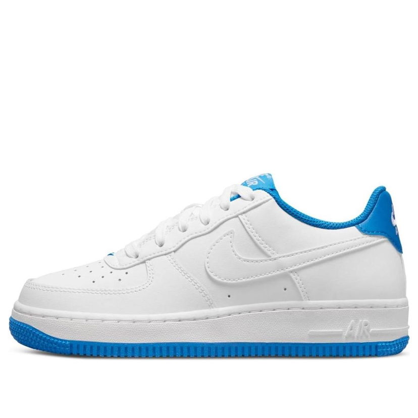 Tennarit ja kengät Nike Air Force 1 Valkoinen | DV1331-101