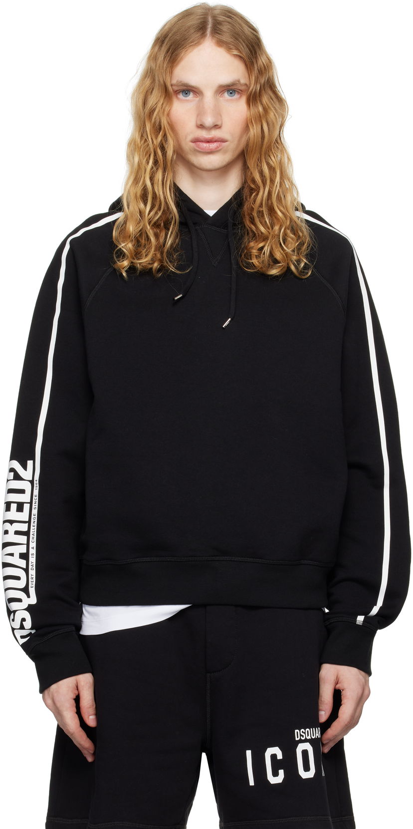 Huppari DSQUARED2 Raglan Fit Hoodie Musta | S71GU0713_S25516