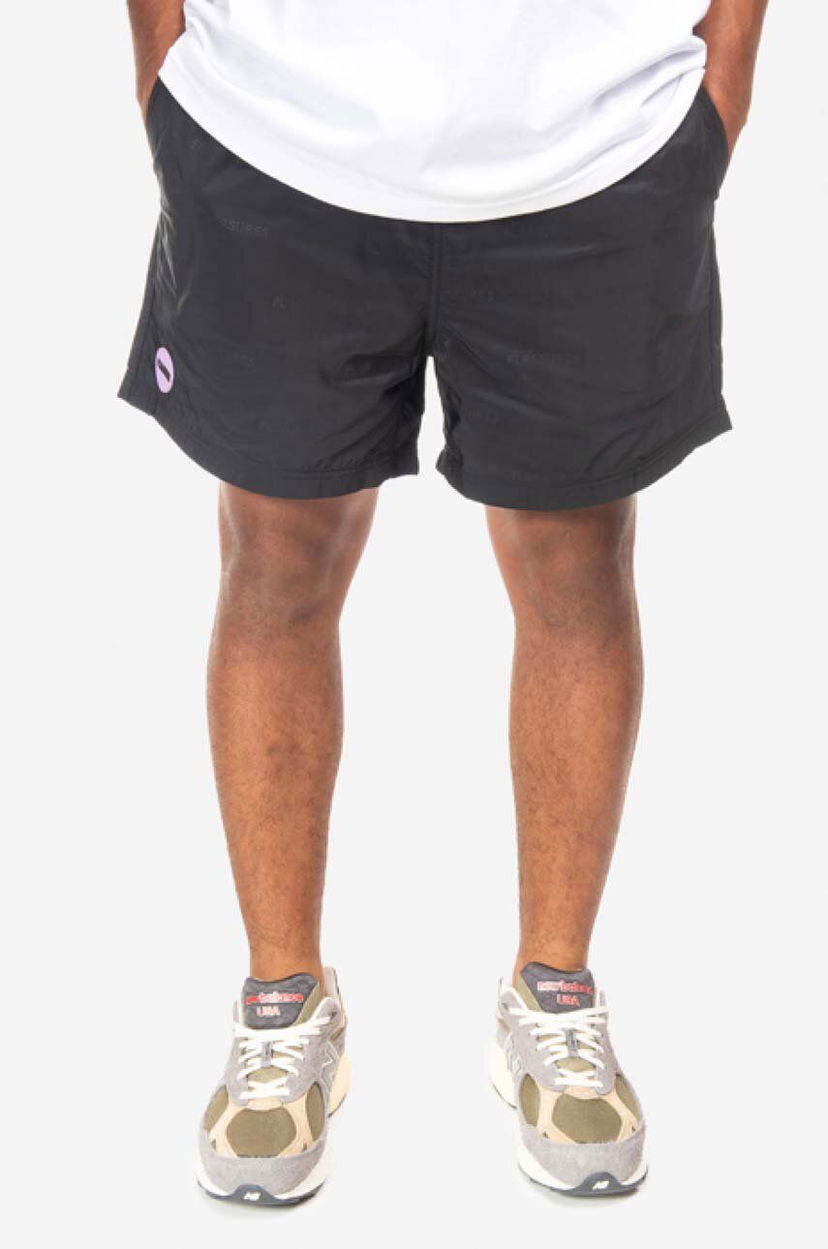 Shortsit Pleasures Shorts Musta | P22SU021