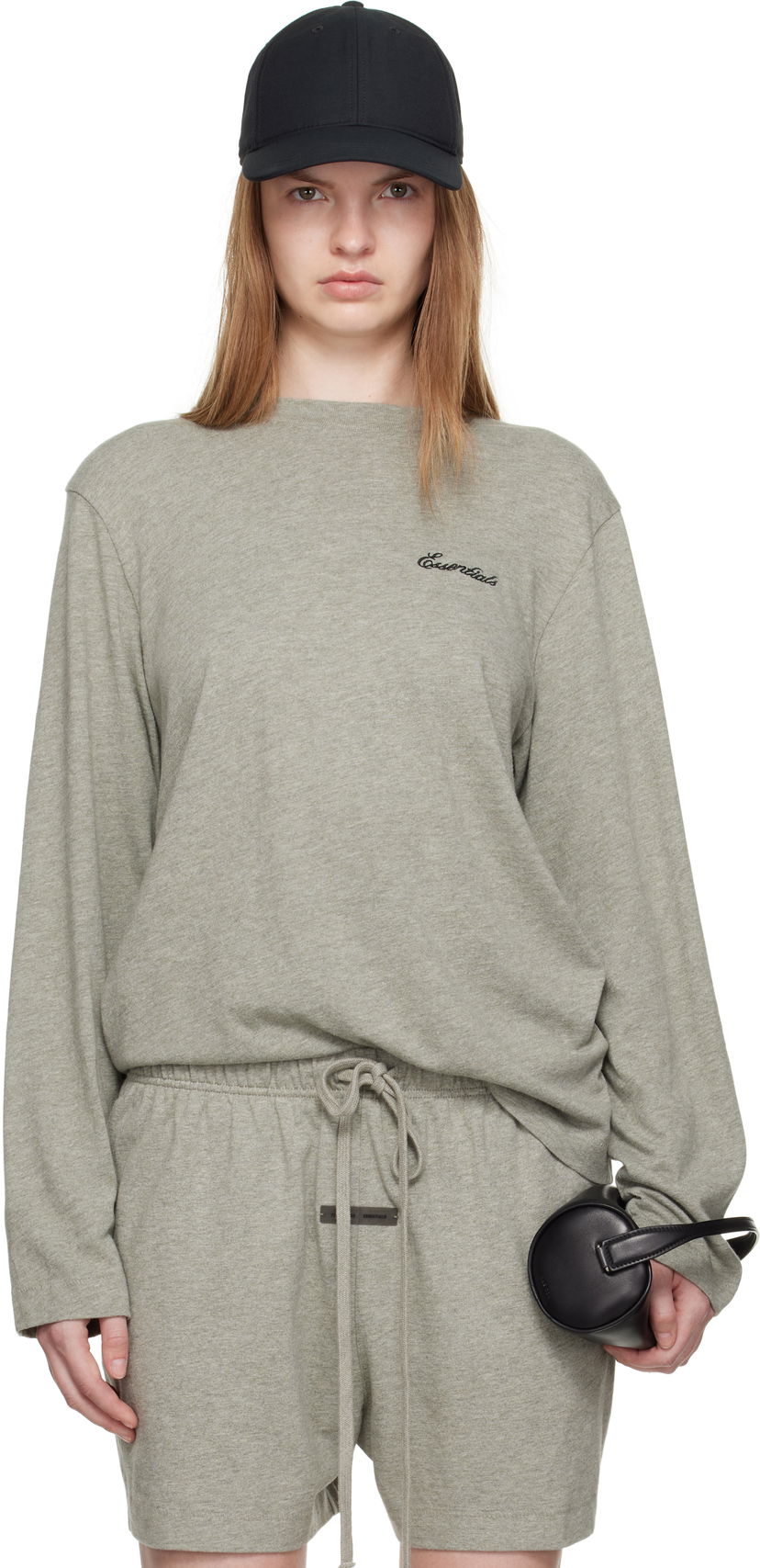 T-paita Fear of God Fear of God ESSENTIALS Classic Fit Long Sleeve T-Shirt Musta | 125SP255885FW