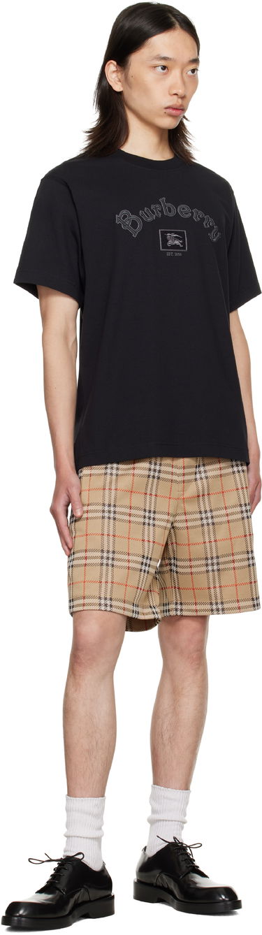 T-paita Burberry Burberry Gothic Logo Cotton T-Shirt Musta | 8116061, 3