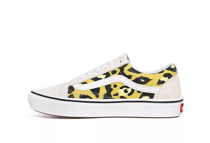 Tennarit ja kengät Vans Old Skool ComfyCush Monivärinen | VN0A3WMA1PC, 0