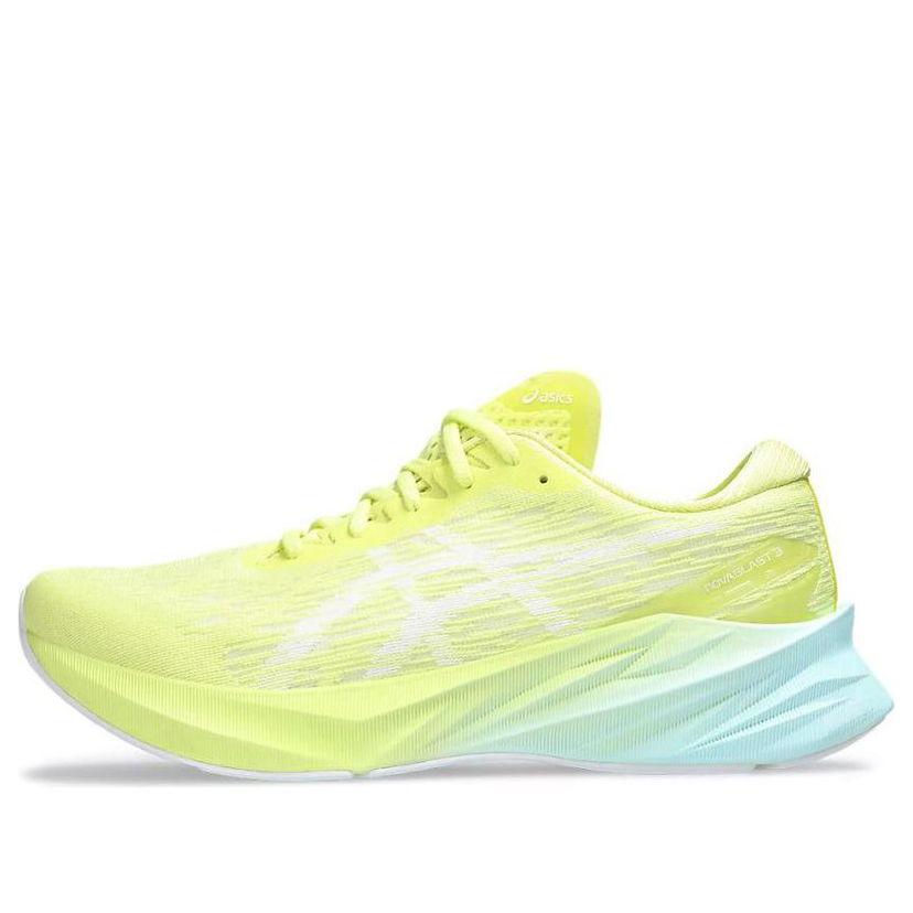 Tennarit ja kengät Asics Novablast 3 Keltainen | 1011B458-751