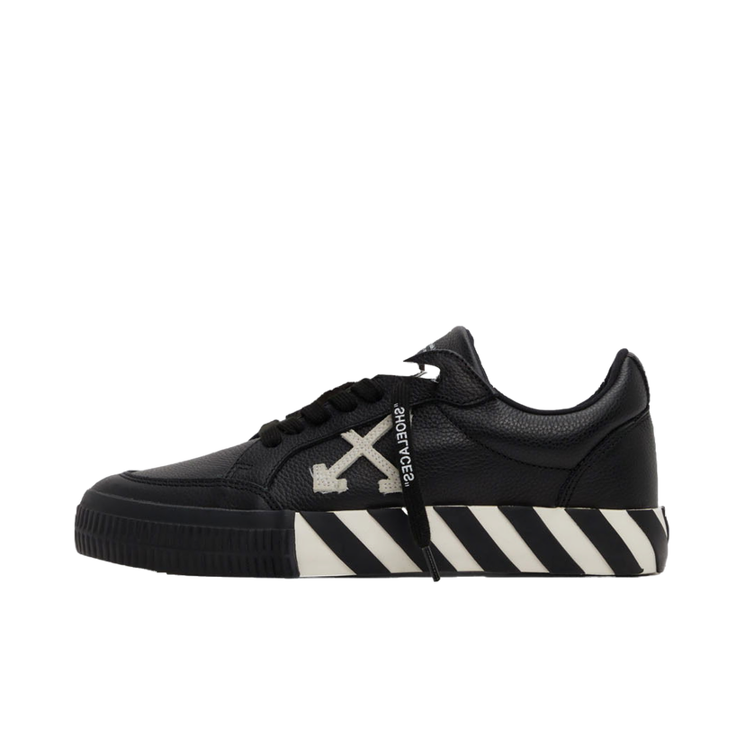 Tennarit ja kengät Off-White Black Leather Vulcanized Low Sneakers Musta | OMIA085F21LEA0031001
