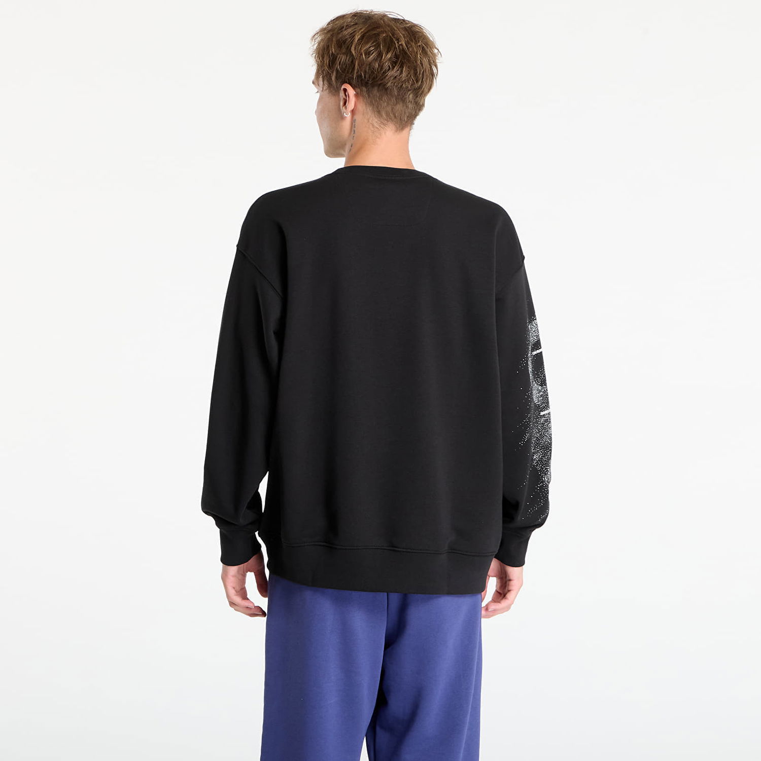 Huppari On Running Club Crew Graphic Sweatshirt Musta | 1MF30540192, 1