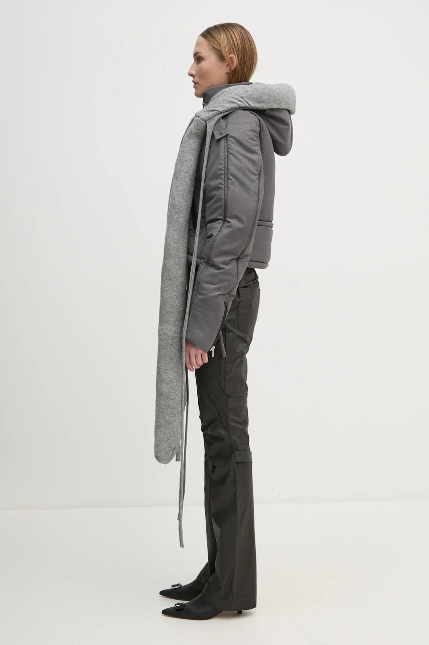 Parka Ottolinger Ottolinger Deconstructed Cropped Puffer Jacket with Attached Scarf Harmaa | 2209060111, 1