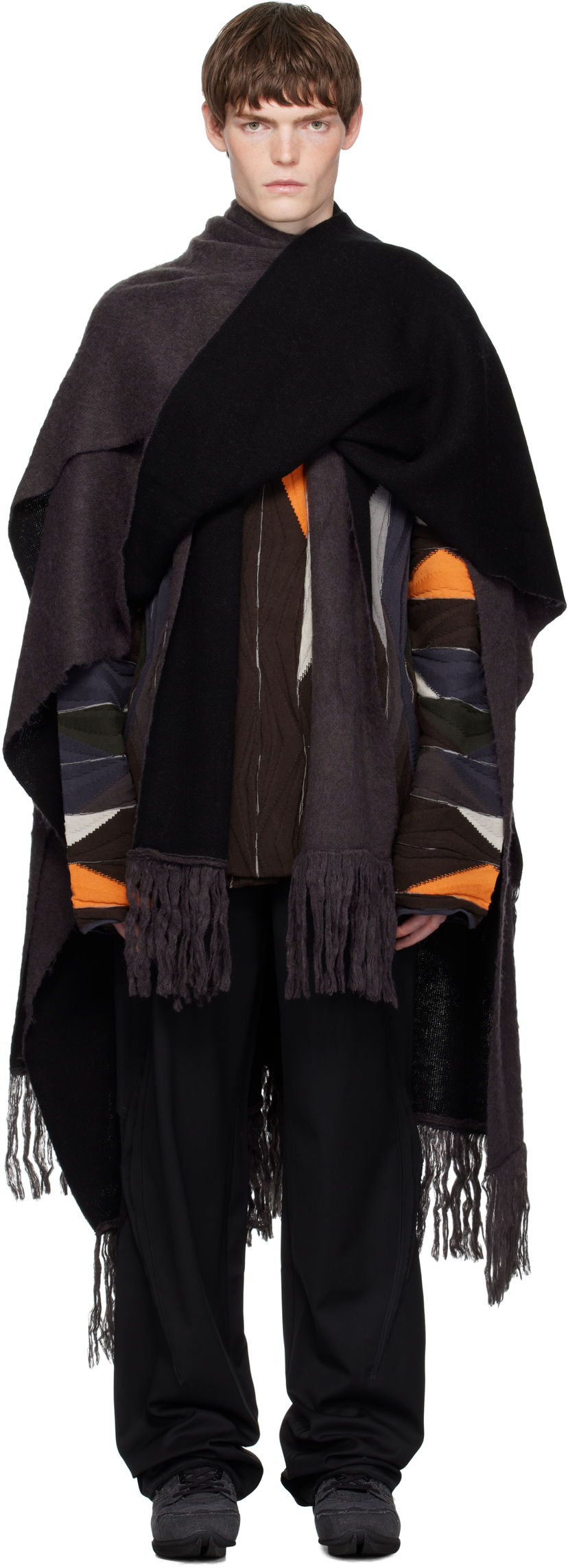 Huivi KIKO KOSTADINOV Kiko Kostadinov Tarr Fringed Throw Scarf Musta | KKAW25KN07-110