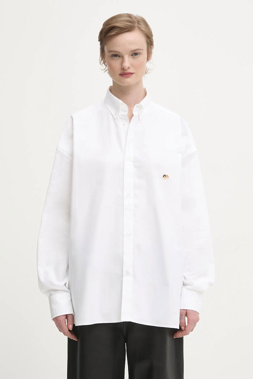 Paita Fiorucci Angel Patch Relaxed Fit Button-Up Shirt with Classic Collar Valkoinen | W02SMTLO055CO01WH01