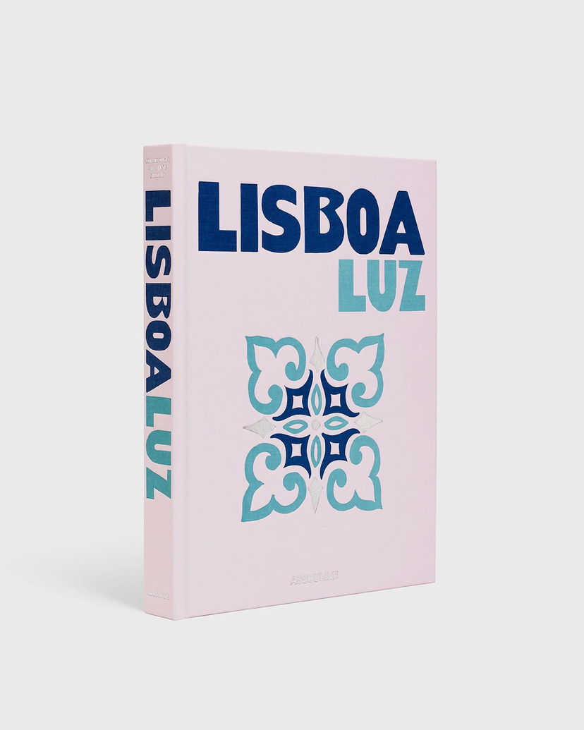 Kirja ja lehti ASSOULINE Lisboa Luz Book Vaaleanpunainen | 9781649801012