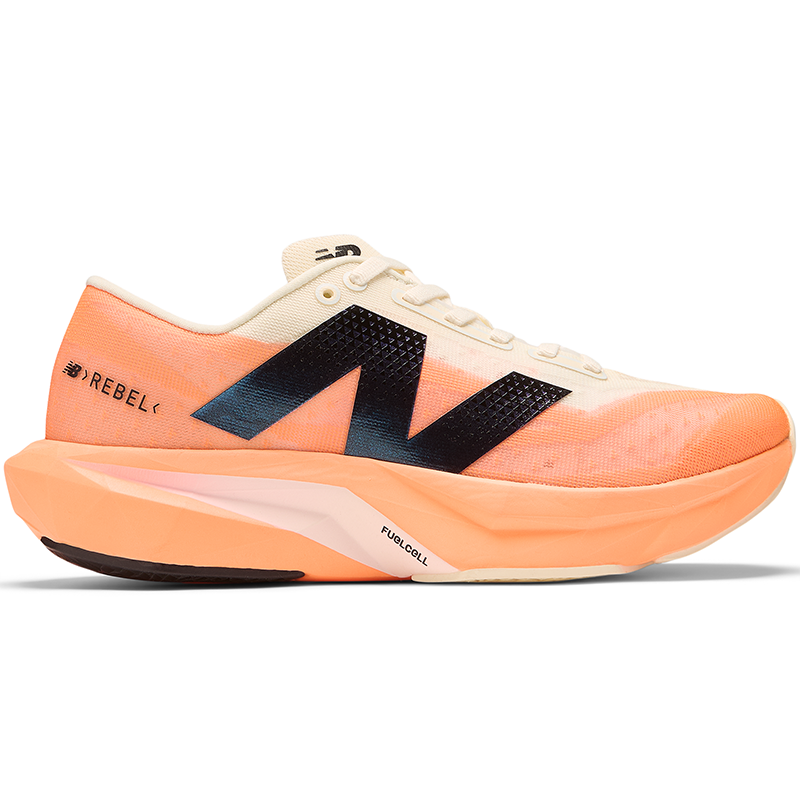 Tennarit ja kengät New Balance FuelCell Rebel v4 Oranssi | NBWFCXCC4
