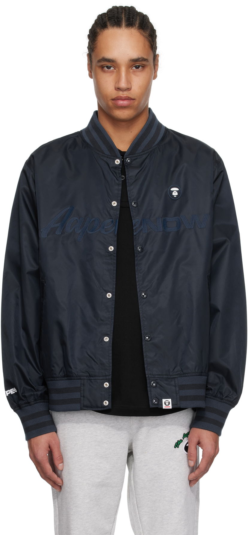 Bomber-takki AAPE by A Bathing Ape AAPE by A Bathing Ape 'AAPE Now' Varsity Bomber Jacket Tummansininen | AAPLJM7702XXNNYD