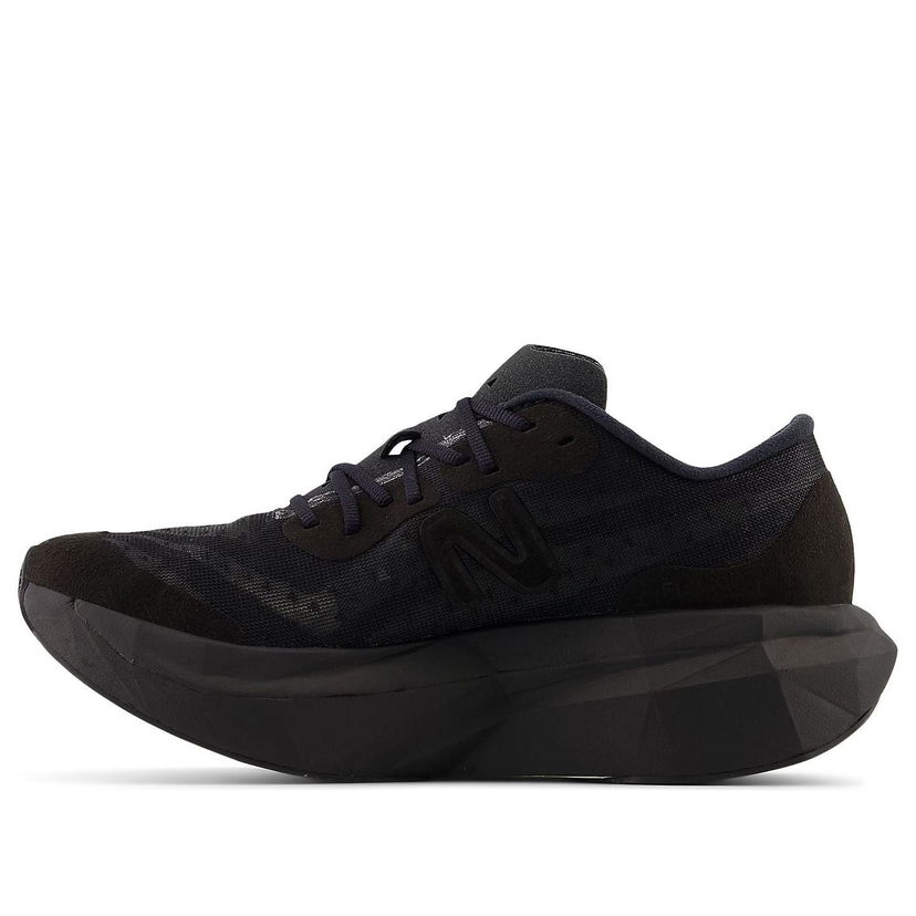 Tennarit ja kengät New Balance District Vision x FuelCell SuperComp Elite v4 Musta | WRCELDV4