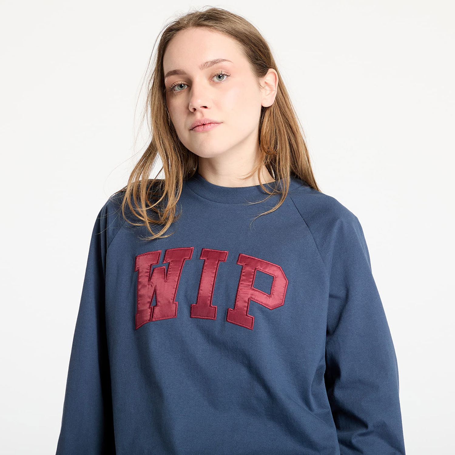 Huppari Carhartt WIP Carhartt WIP Longsleeve T-Shirt Tummansininen | I034645.2Y3XX, 1