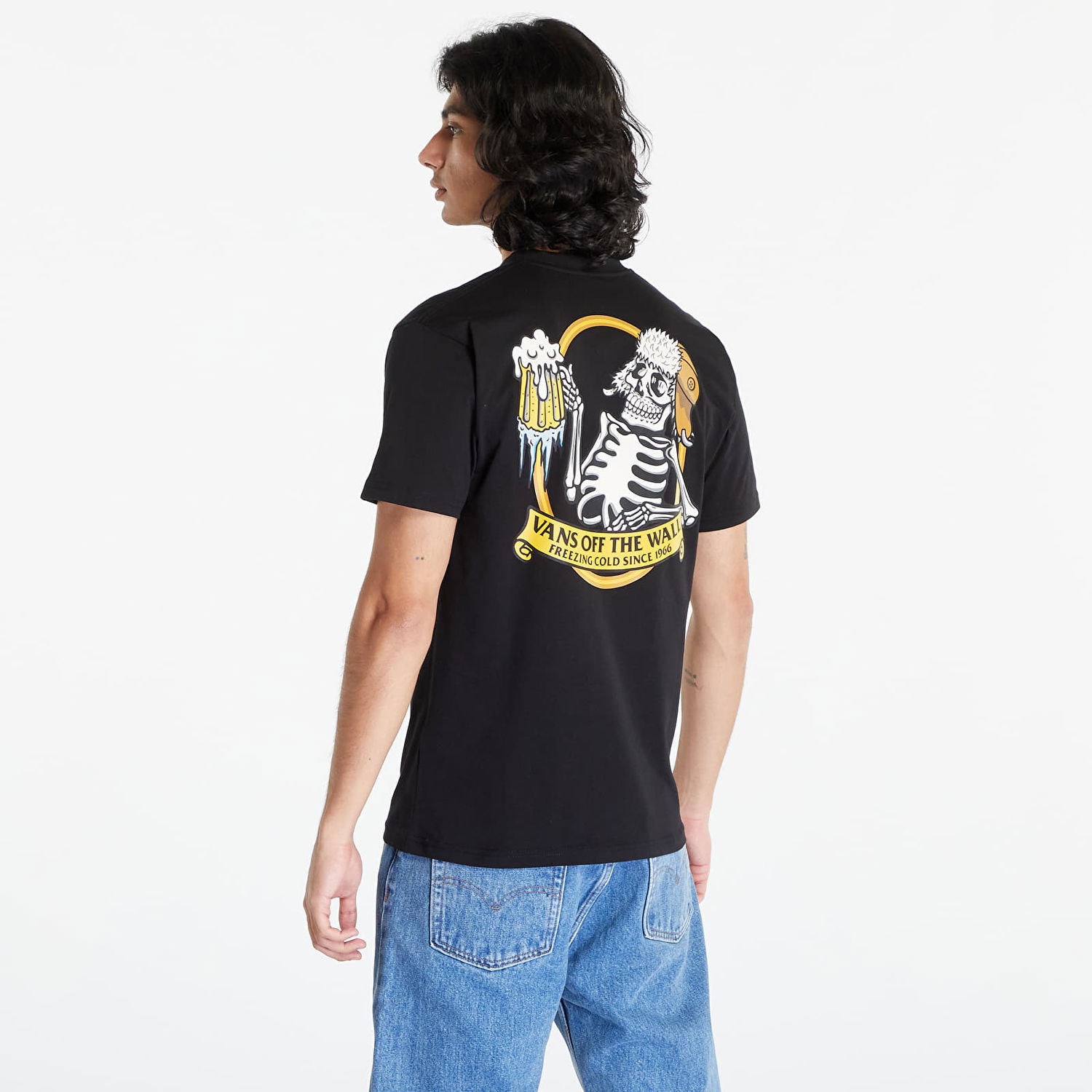 T-paita Vans T-Shirt 66 Below SS Tee Musta | VN000F3KBLK1, 1