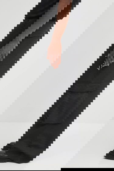 Cargo housut HELIOT EMIL Heliot Emil PREAW25 Wide Leg Cargo Pants Musta | PREAW25.M.10.207.BLK01, 1
