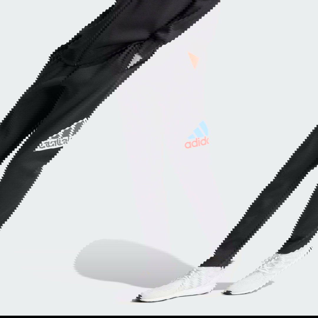 Verryttelyhousut adidas Performance Future Icons Badge of Sport Joggers Musta | IS3232, 0