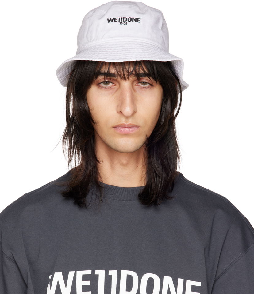 Hattu We11done Logo Bucket Hat Valkoinen | WD-AH3-22-420-U-WH
