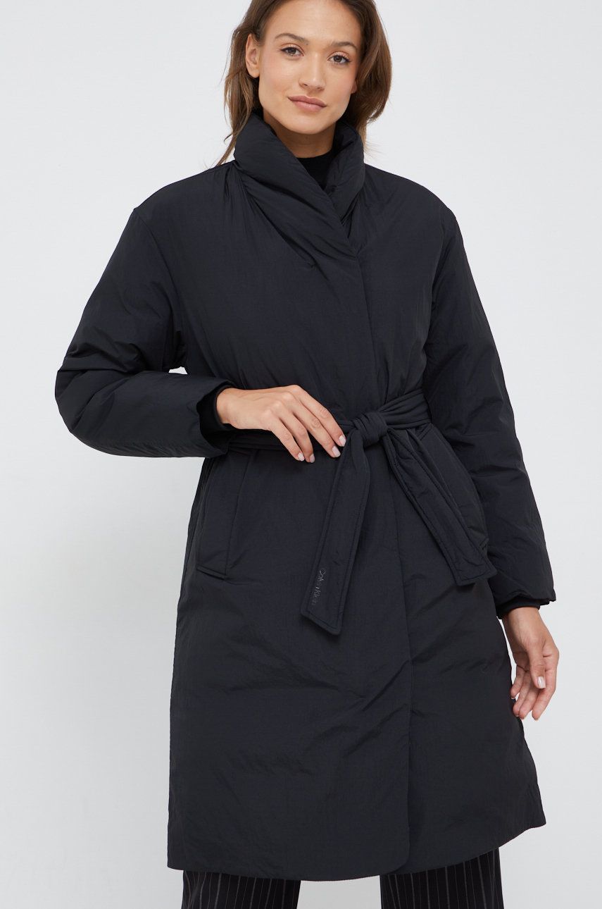 Puffer takki CALVIN KLEIN Pufffer Musta | K20K204158.9BYY, 0