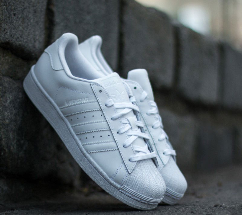 Tennarit ja kengät adidas Originals Superstar Foundation Valkoinen | B23641