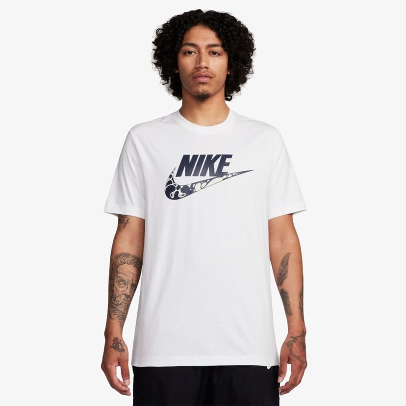 T-paita Nike M NSW TEE 12MO FUTURA SP24 Valkoinen | FQ8034-100
