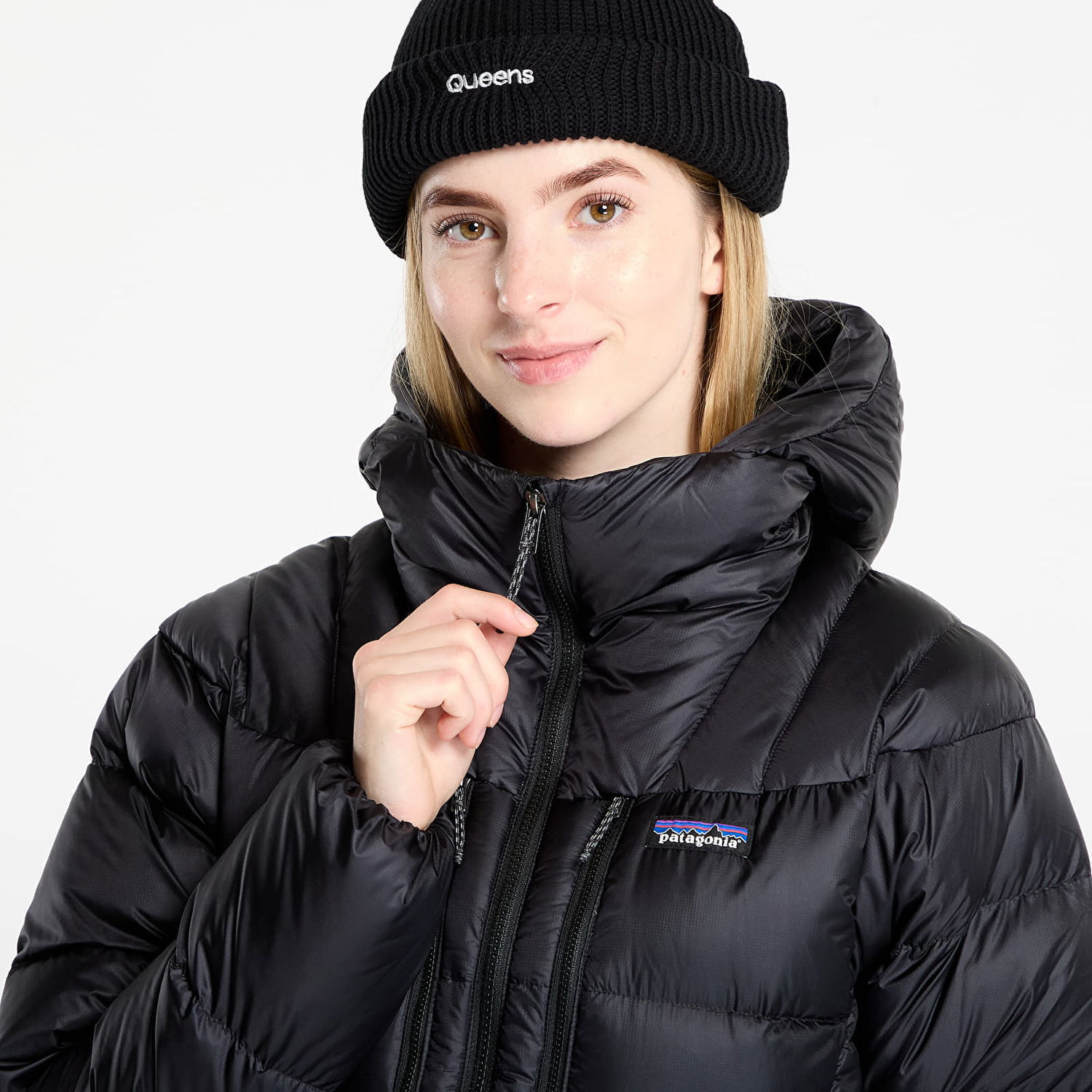 Puffer takki Patagonia Fitz Roy Down Hoody Musta | 85505 BLK, 1