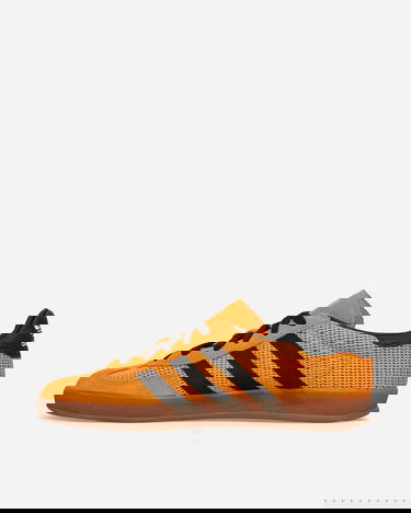 Tennarit ja kengät adidas Originals Adidas Gazelle Indoor in Eqt Orange/Core Black/Gum, Size UK 10 | END. Clothing Oranssi | IH4770, 3