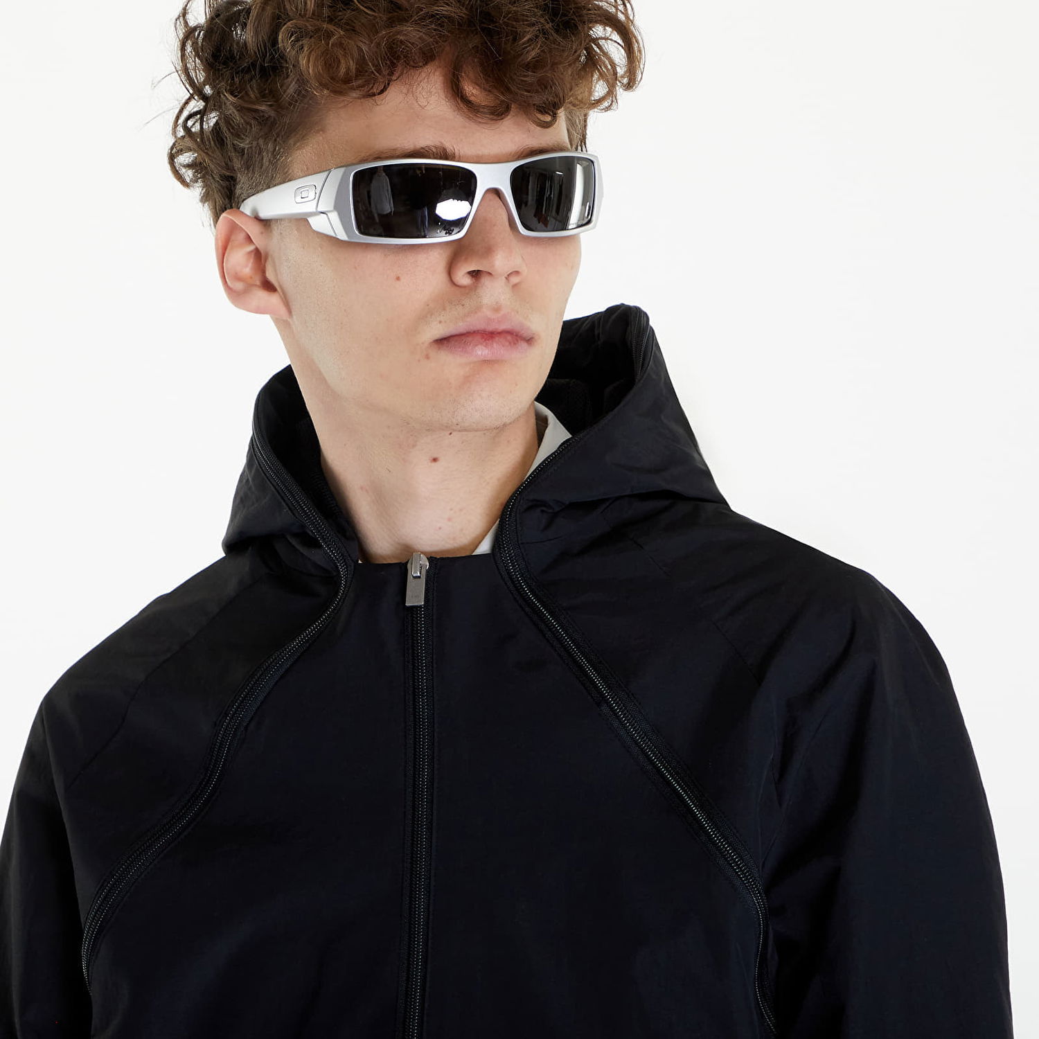 Tuulitakki HELIOT EMIL Generis Windbreaker Jacket Musta | SS24_M_02_117_BLK01, 1