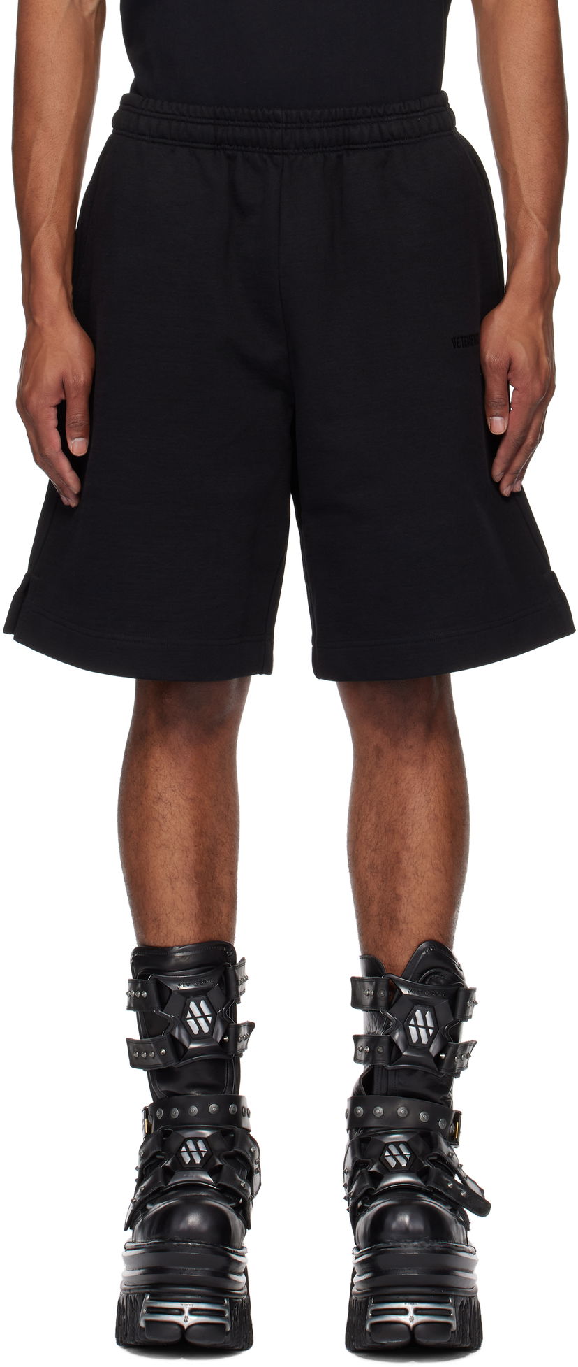 Shortsit VETEMENTS Embroidered Logo Sweatshorts Musta | UA66SS610B