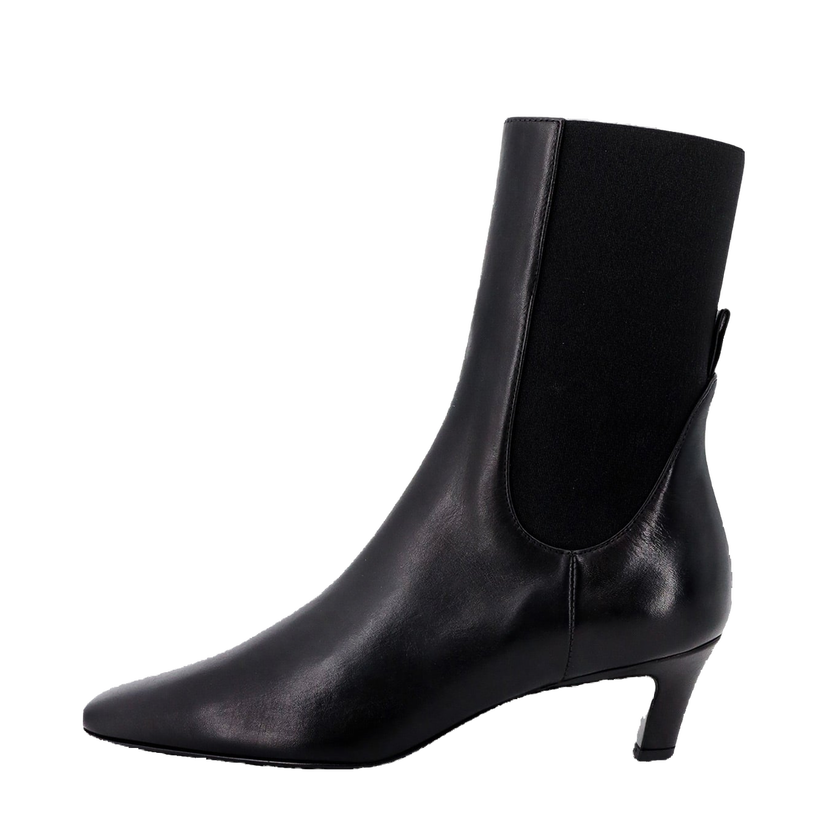 Tennarit ja kengät TOTEME Totem Black Leather Ankle Boots Musta | 214907813200
